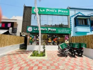 La Pino’z Pizza – New IPCL Road, Gorwa store
