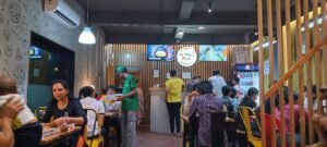 La Pino’z Pizza – Nizampura, Vadodara Inside